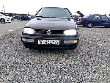70 сом: Volkswagen Golf: 1993 г., 1.6 л, Кол менен иштөөчү, Бензин, Хетчбек — 2