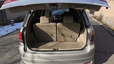 авто меняю: Toyota Ipsum: 2003 г., 2.4 л, Автомат, Бензин, Минивэн — 3