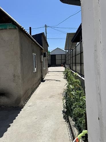 простой: Продается дом в Кызыл Аскере (ул. Орозова), участок 2,2 сотки(полдома) — 4