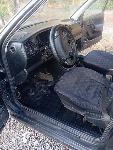 фольксваген т3: Volkswagen Golf: 1994 г., 1.8 л, Механика, Бензин, Хэтчбэк — 5