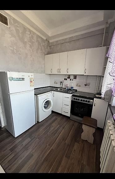 osh flat: 1 комната, 32 м², Кок-Жар мкр 8 этаж — 3