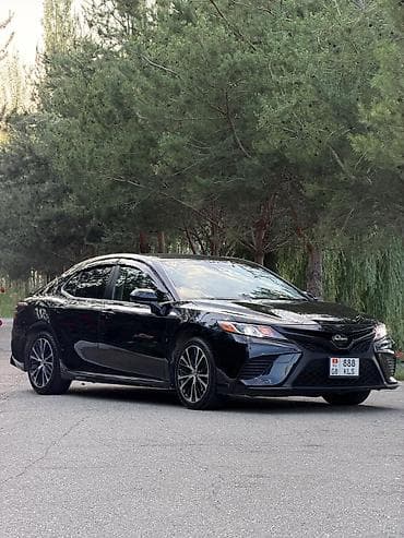a6 c4: Toyota Camry: 2017 г., 2.5 л, Автомат, Бензин, Седан — 2