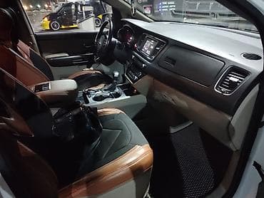 Kia Carnival: 2018 г., 2.2 л, Автомат, Дизель, Вэн/Минивэн — 4