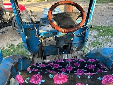 мтз 8о: Модель: 80, Б/у, 1986 г., Трактор с другими агрегатами — 8