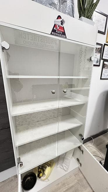 Продаю новые Витрины для торговли: Размер: Высота: 180 см; Ширина: 80 — 5