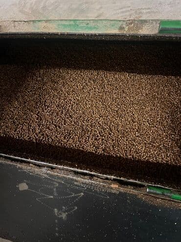 форель живая: Гранулированный комбикорм для форели - Форма: плотные гранулы — 5