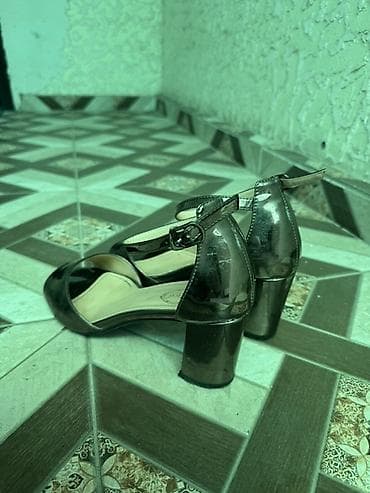 Личные вещи: Босоножки, 41, Б/у, цвет - Серебристый, Самовывоз — 4