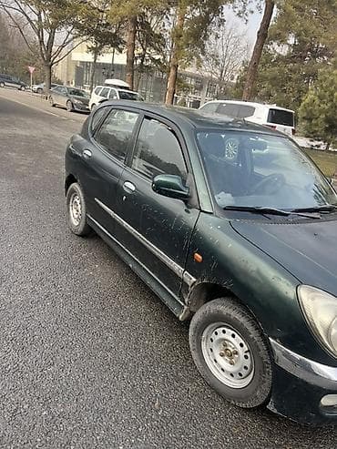 mark 3: Daihatsu Sirion: 2004 г., 1.3 л, Механика, Бензин, Хэтчбэк — 3