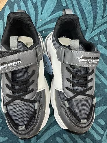 Оюнчуктар: Детские кроссовки с усиленной подошвой и удобной застёжкой-липучкой — 3