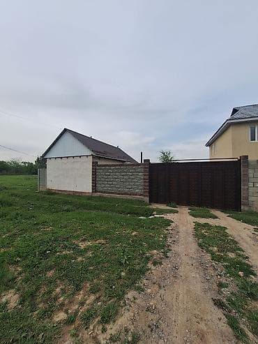 арка дома: Продаётся жилой дом с участком. Кара-жыгак Айылы Мектепке балабакчага — 1