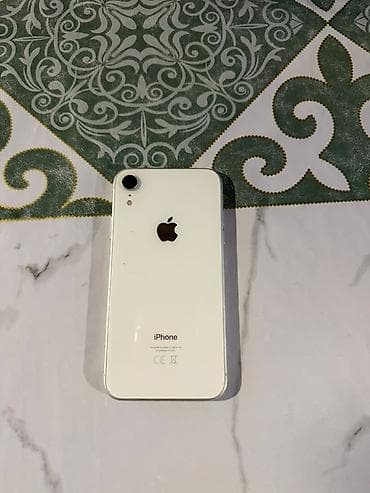macbook m5 pro: IPhone Xr, Б/у, 64 ГБ, Белый, 75 % — 2
