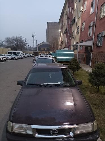 иж 16: Opel Vectra: 1993 г., Седан — 3