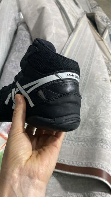 купить бу теннисный стол в бишкеке: Борцовские маты, ковры — 3