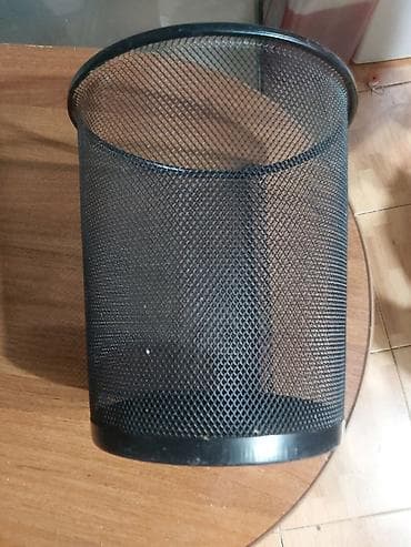 Урны для мусора. Есть 10 шт