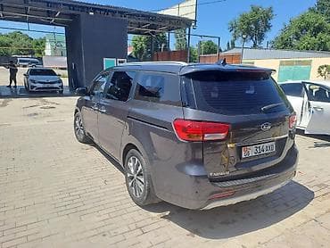 авто ээр: Kia Carnival: 2017 г., 2.2 л, Автомат, Дизель, Минивэн — 6