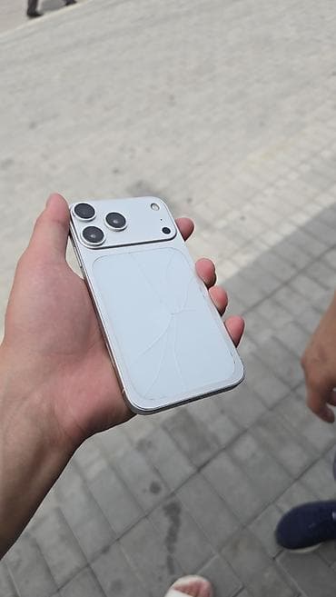 IPhone XR, 128 ГБ Характеристики и детали: - Модель: iPhone XR (номер