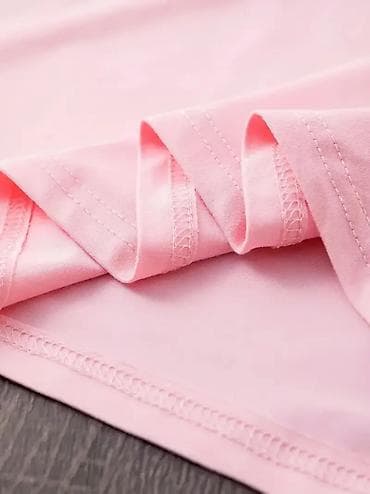 Личные вещи: Женский костюм из 2 предметов: розовая футболка + черные облегающие — 4