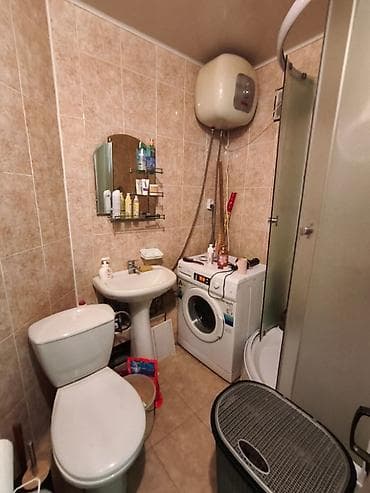 3: 2 комнаты, 42 м², 3 мкр 104 серия, 3 этаж, Требуется ремонт — 8