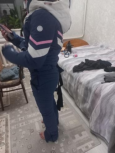 Одежда для пляжа: Женский лыжный/сноубордический комплект: куртка и брюки. Покупали в — 6