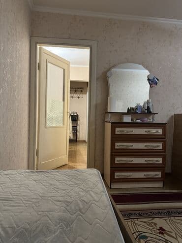 Куплю комнату: 42 м², С мебелью — 3