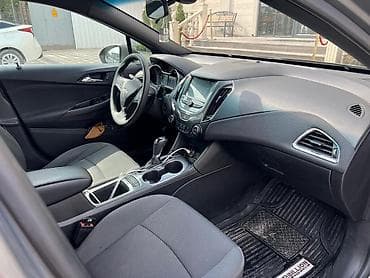 пресс для авто: Chevrolet Cruze: 2018 г., 1.4 л, Автомат, Бензин, Седан — 9