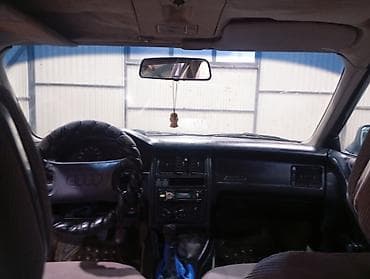 газ стандарт: Audi 80: 1988 г., 1.8 л, Механика, Бензин, Седан — 8