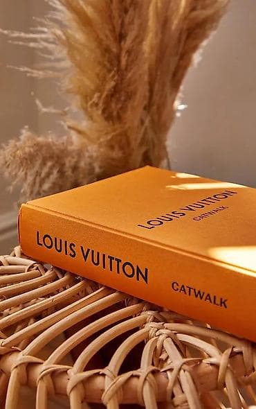 форевер каталог: Книга Louis Vuitton Catwalk: The Complete Fashion Collections - — 3