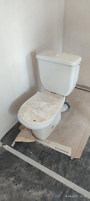 Унитаз Напольный, Б/у, Материал: Фарфор