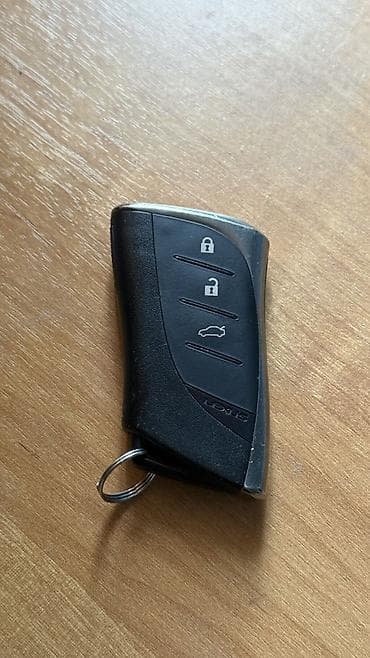 авто богажники: Ключ Lexus 2020 г., Б/у, Оригинал — 1