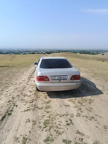 Продажа авто: Mercedes-Benz E-Class: 1996 г., Седан — 4