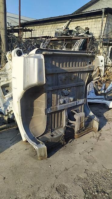 Mitsubishi Pajero 2 кузовная часть багажника, Митсубиси Паджеро 2 at lalafo.kg Mitsubishi Pajero 2 кузовная часть багажника, Митсубиси Паджеро 2