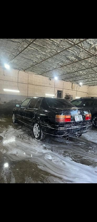 210 cdi: Volkswagen Vento: 1993 г., 1.8 л, Механика, Бензин, Седан — 2
