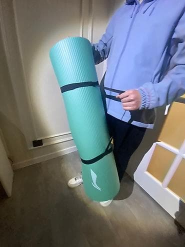 Электр транспорту: Характеристики: • Тип: Каремат • Бренд: LI-NING • Размеры: 183*80 — 3