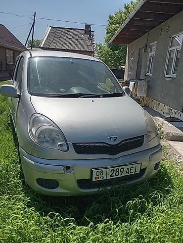 Toyota Funcargo: 2003 г., 1.3 л, Автомат, Бензин, Минивэн