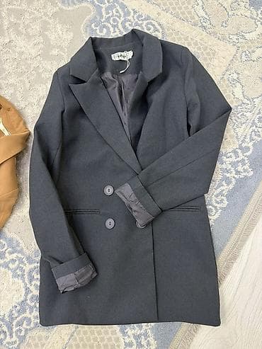 Пальто: Пальто, Классика, Короткая модель, Двубортная модель, S — 1