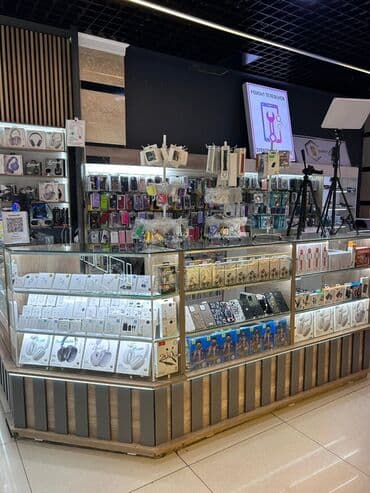 фаст фуд оборудования: Гум Продается готовый бизнес сотовые аксессуары Этаж:1 Проходное — 3