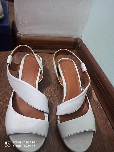 бу обув: Lion 37 размер, 2500сом,или обмен одела один раз.ботасы — 3