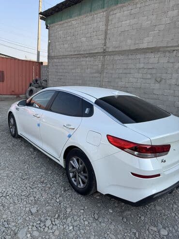 обмен машины ключ на ключ: Kia K5: 2019 г., 2 л, Автомат, Газ, Седан — 3