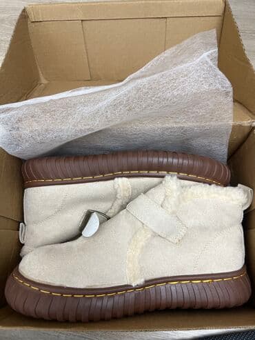 большие размеры женской обуви: Кроссовки, 38, Fashion, Новый, цвет - Бежевый, Платная доставка, Самовывоз — 1