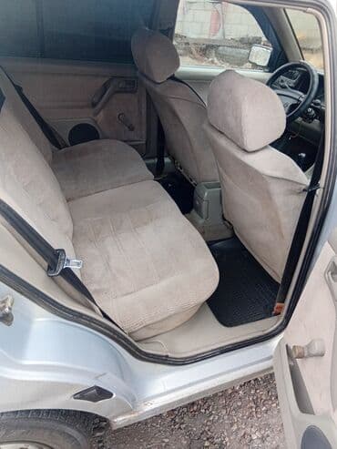 фольксваген пассат 2017: Volkswagen Vento: 1992 г., 1.8 л, Механика, Седан — 4