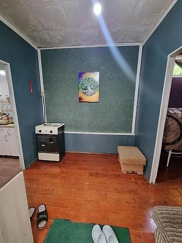 дом в бишкек: Дом, 27 м², 2 комнаты, Риэлтор, Старый ремонт — 5