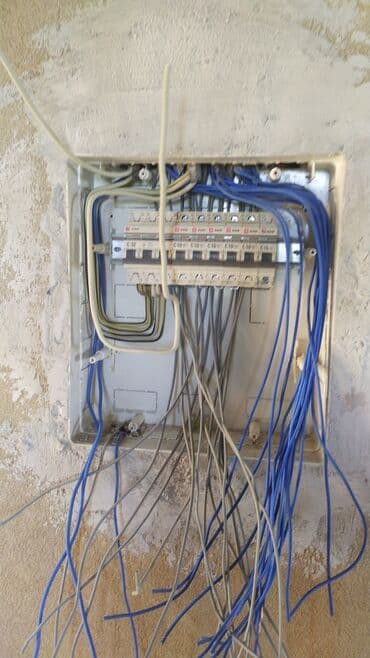 электромонтаж цены бишкек: Электрик | Установка стиральных машин, Монтаж видеонаблюдения, Монтаж выключателей Больше 6 лет опыта — 4