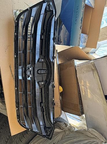 значок субару: Решетка радиатора Subaru 2020 г., Б/у, Оригинал — 5