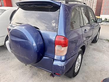 рафия: Toyota RAV4: 2003 г., 2 л, Автомат, Бензин, Кроссовер — 3