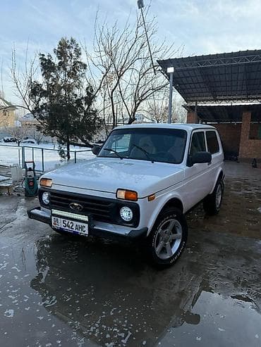 нива тайга бишкек: ВАЗ (ЛАДА) 4x4 Нива: 2012 г., 1.7 л, Механика, Бензин — 5