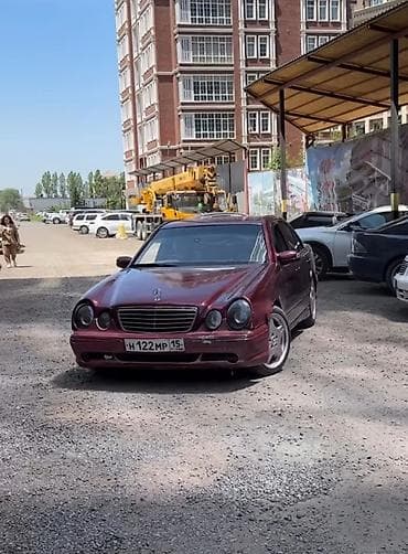мэри: Mercedes-Benz E-Class: 2002 г., 2 л, Автомат, Бензин, Седан — 4