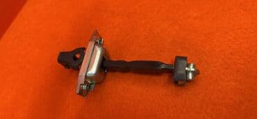 Ограничитель двери Передняя левая Toyota, Б/у, Оригинал at lalafo.kg Ограничитель двери Передняя левая Toyota, Б/у, Оригинал