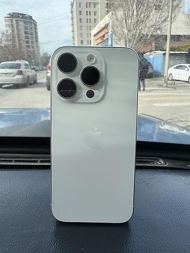 one plus 8t: IPhone 15 Pro Max, Natural Titanium, 87 % — 1