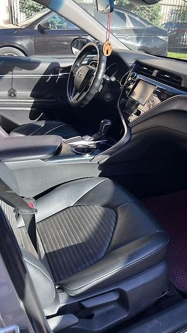 Toyota: Toyota Camry: 2018 г., 2.5 л, Автомат, Бензин, Седан — 7