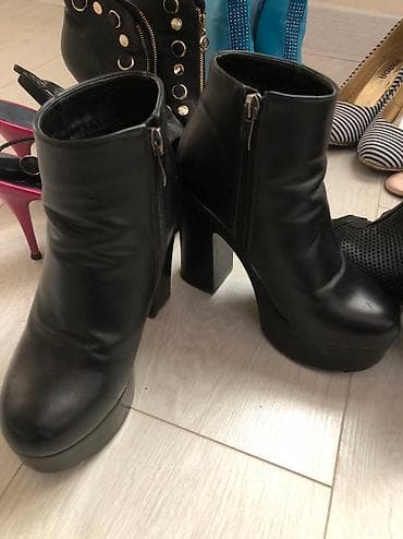 second hand: Продаю обуви 35размера
Вся обувь 1000 с — 2